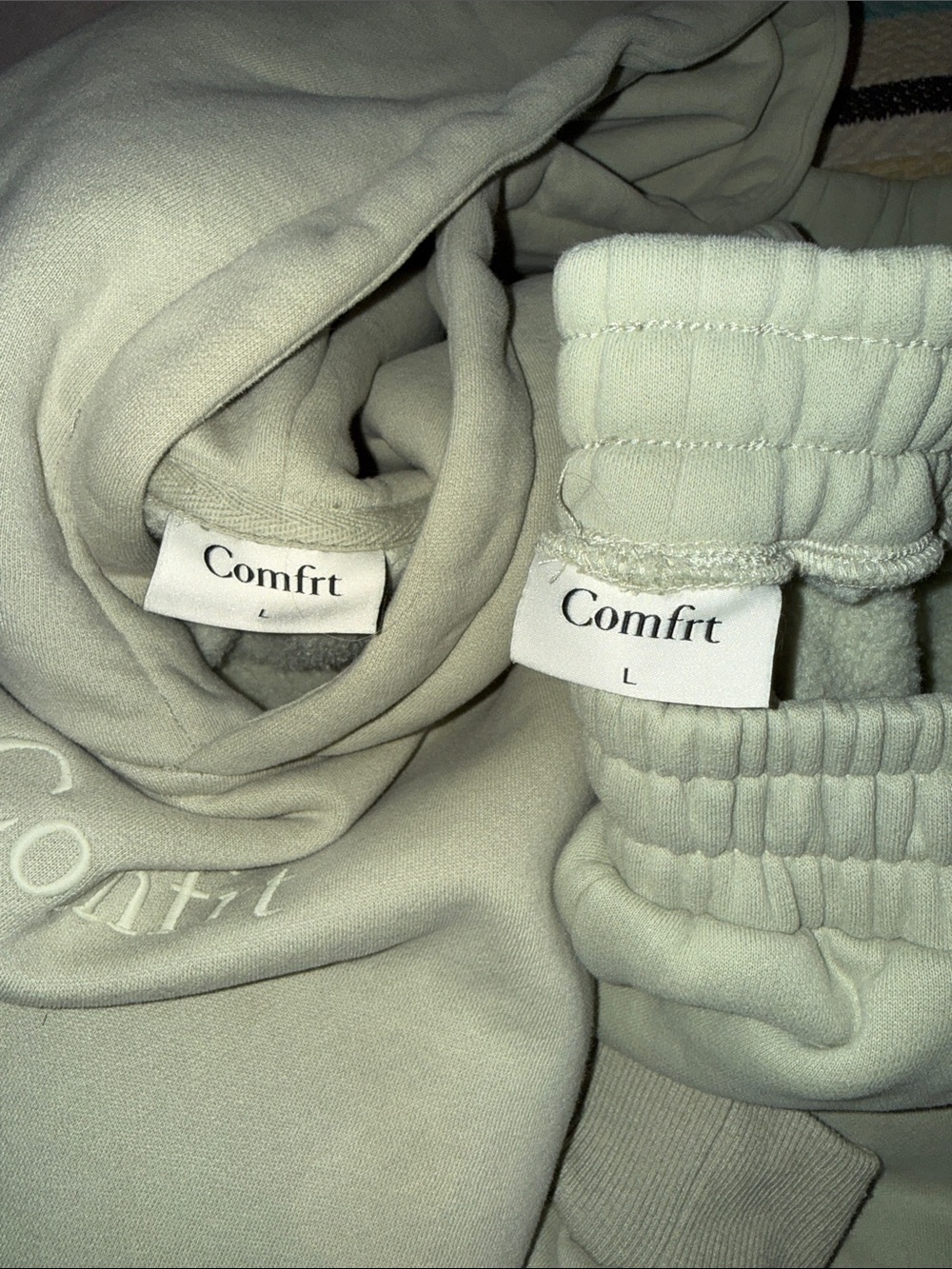 COMFRT! LOT OF 3 SETS•COMFRT SIGNATURE SWEATPANTS & HOODIES•BARK, MATCHA, SKY - Picture 2 of 7